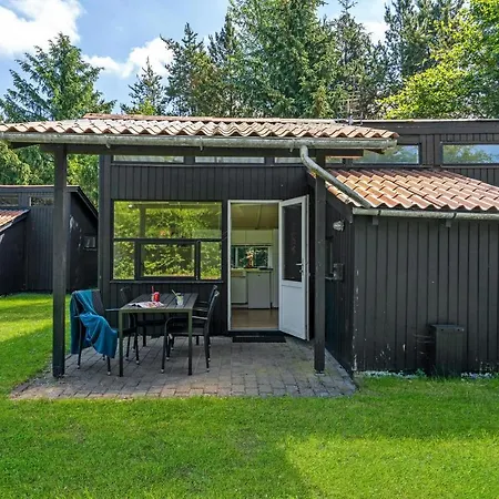1 Bedroom In *
