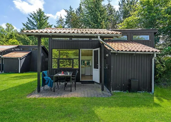 1 Bedroom In *